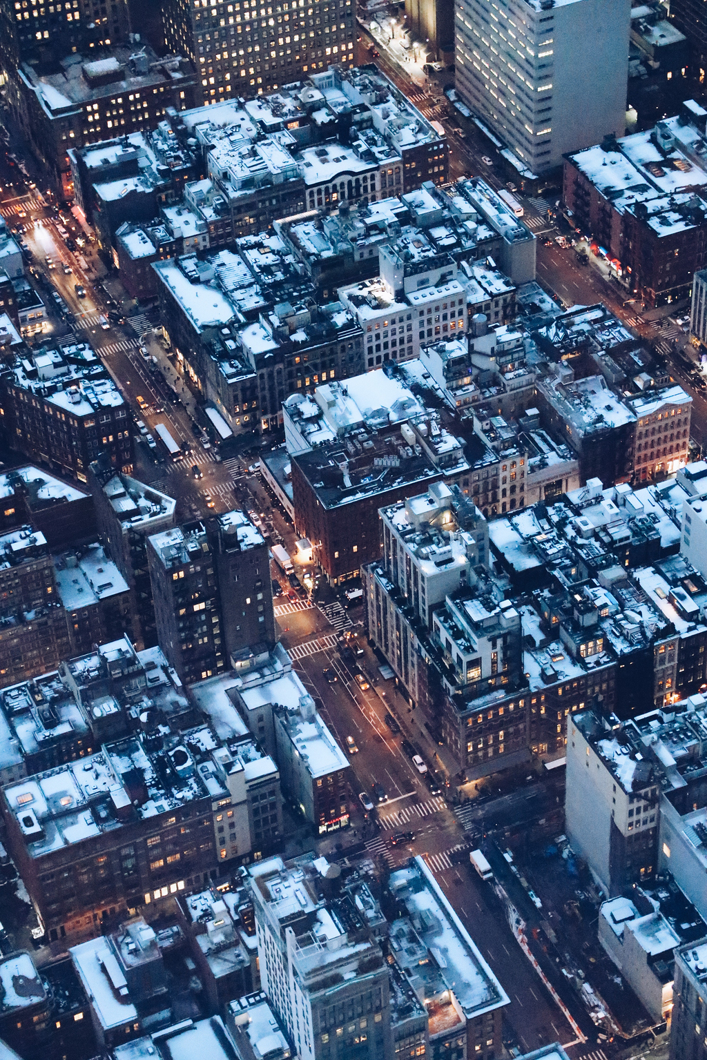 街道,建筑,汽车,雪,道路,晚上,灯光,窗户,通勤,俯瞰,城市