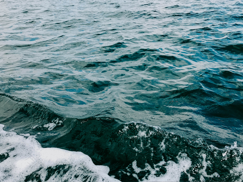 绿色海浪