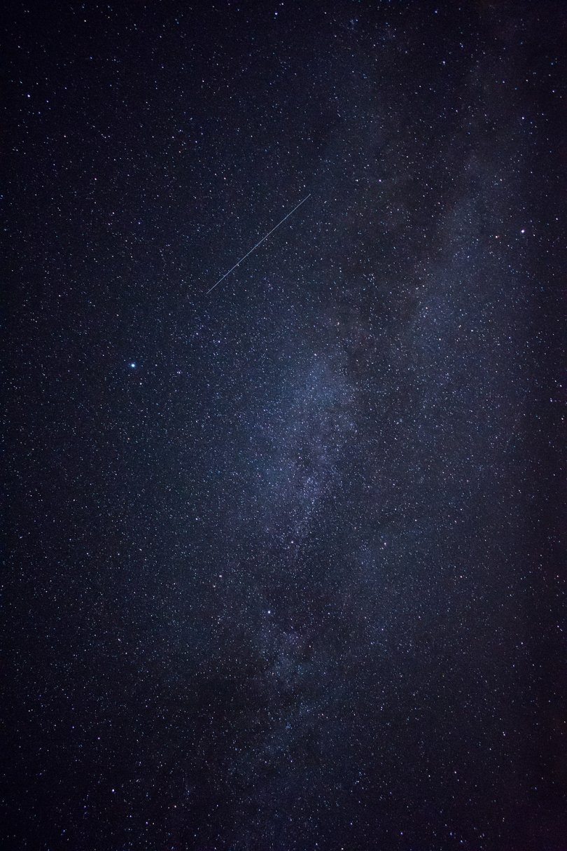 银河恒星太空流星黑暗夜晚天体摄影天文学长曝光自然布莱克