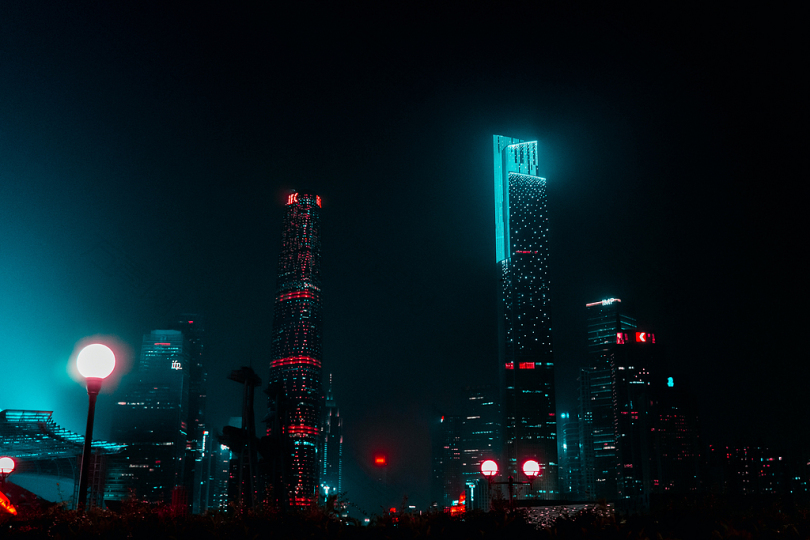 黑夜笼罩的城市