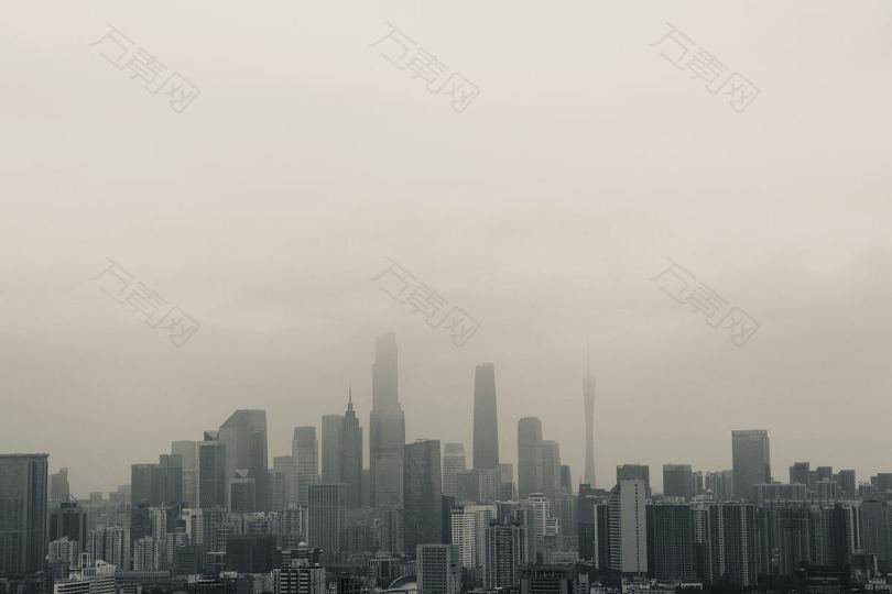 城市塔楼坎通塔和灰色高清