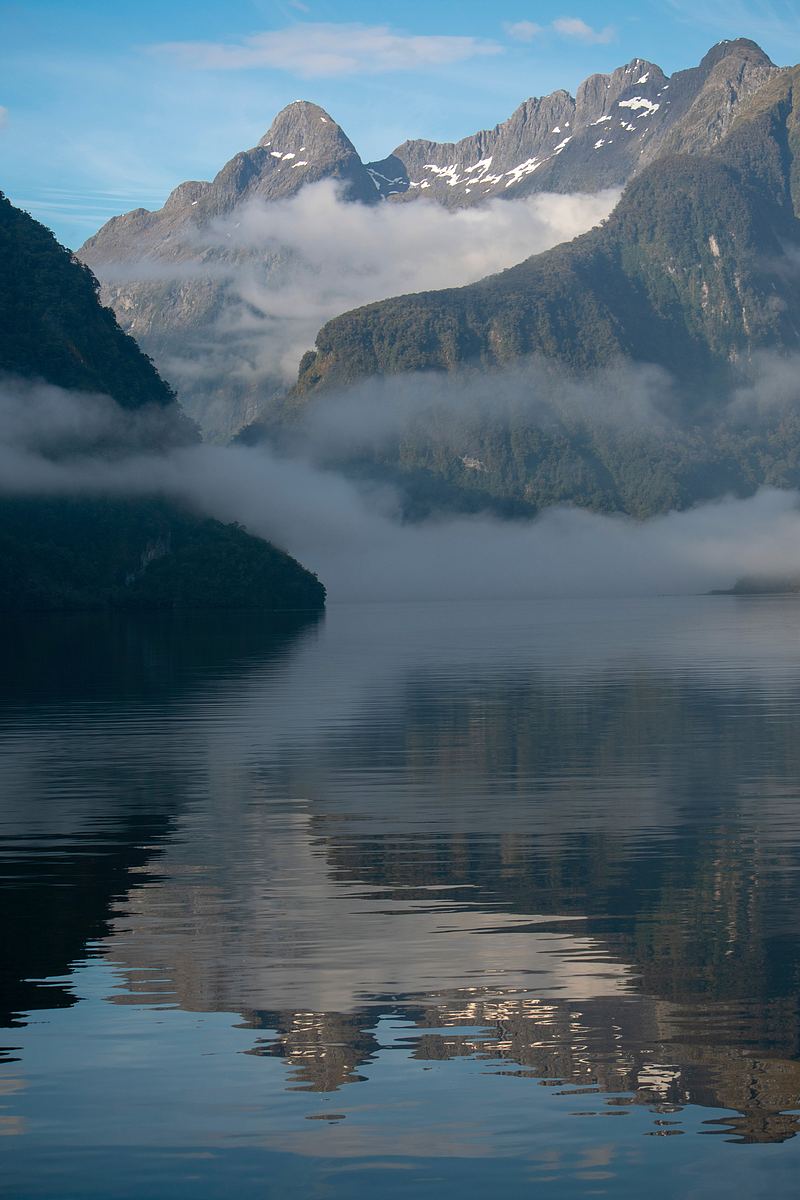 自然,宁静,高山与雾气