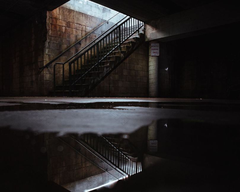 雨水的反射和反射高清